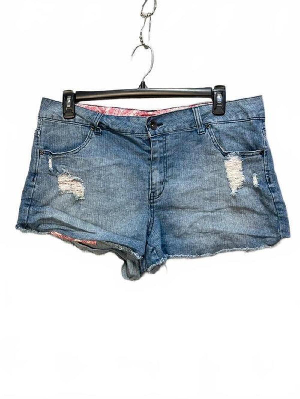 Highway Jeans Womens Size 18 Distressed Cutoff Denim Shorts Pink Paisley Lining